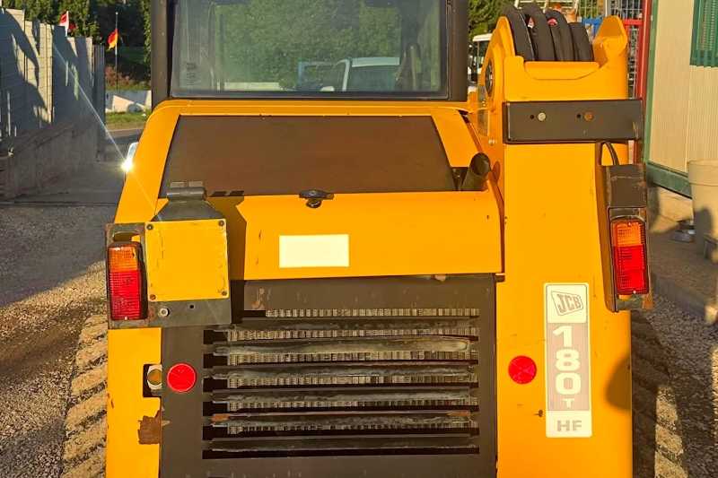 OmecoHub - Immagine JCB 180T-HF
